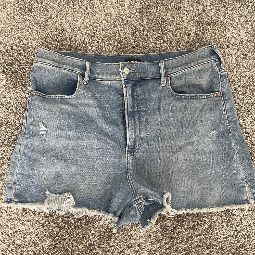 Womens Express Super High Rise Mom Shorts Raw Hem